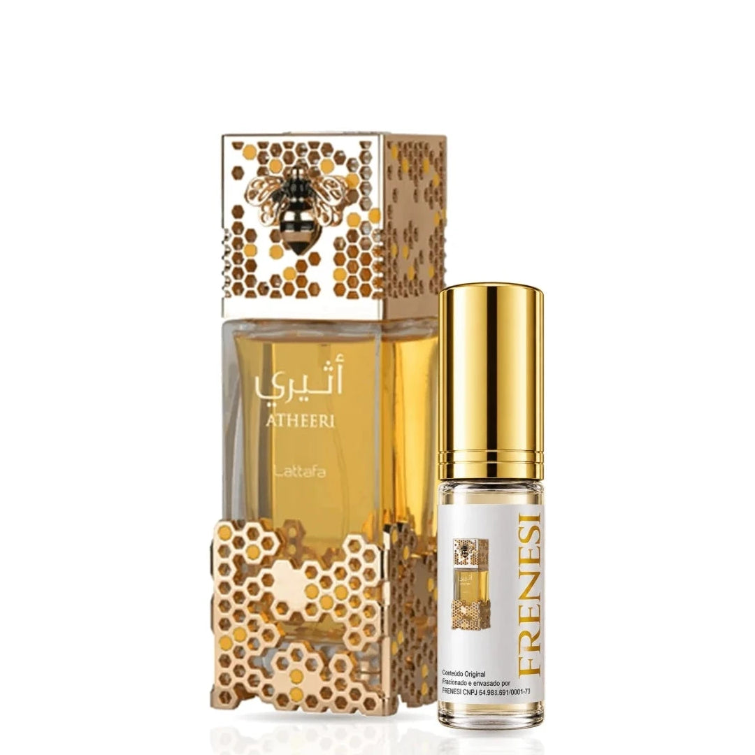 Atheeri Eau de Parfum, de Lattafa, ao lado do decant da Frenesi