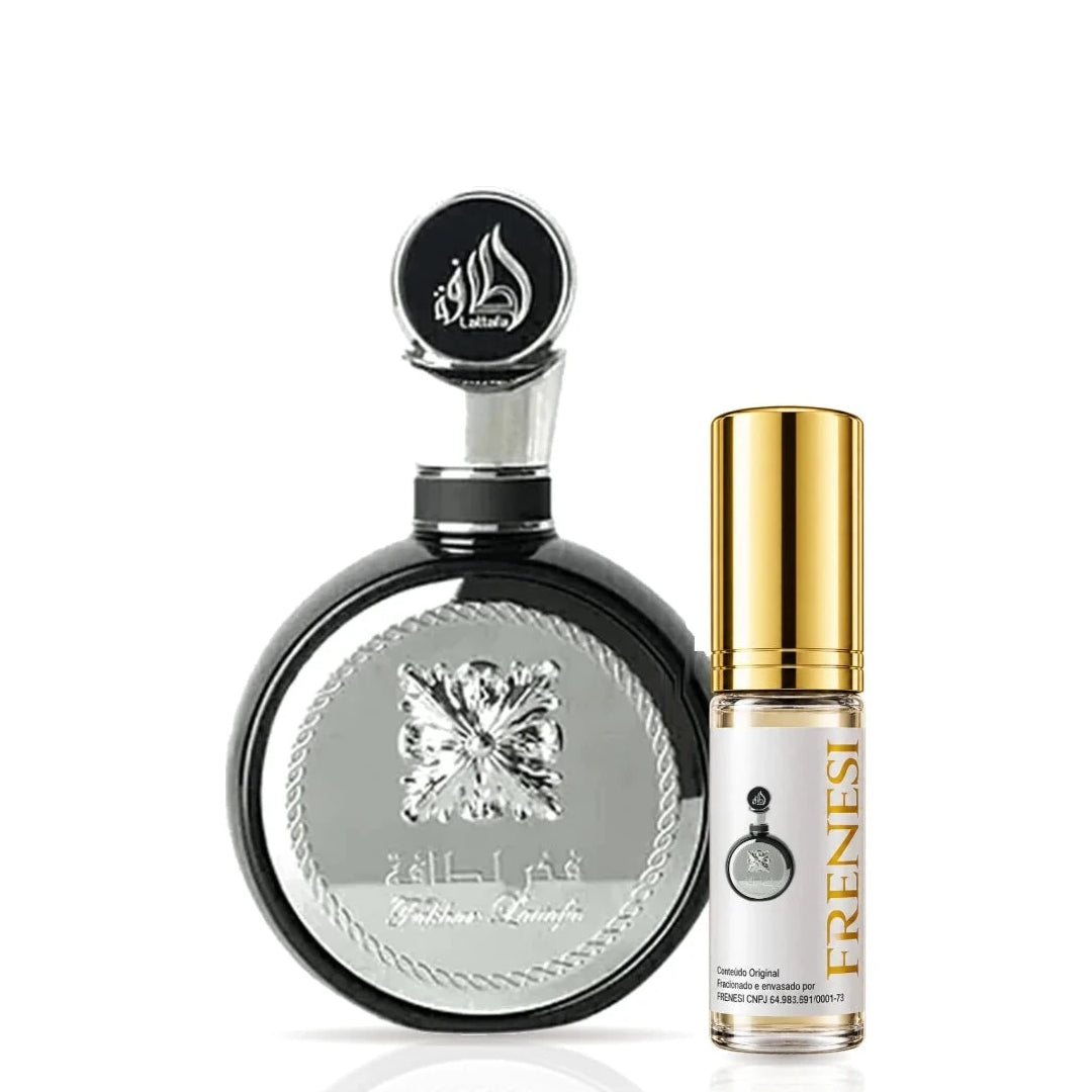 Fakhar Black Eau de Parfum, de Lattafa, ao lado do decant da Frenesi