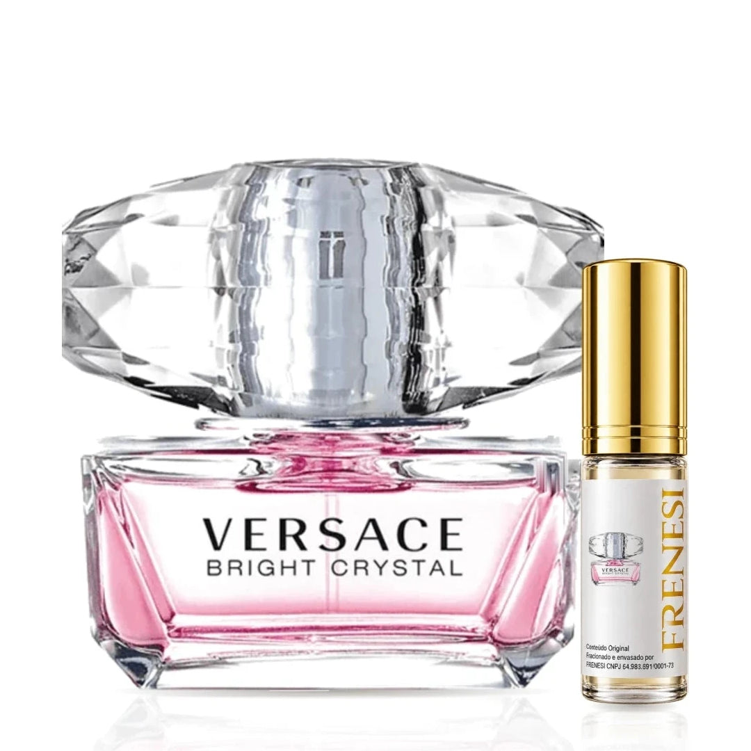 Versace Bright Crystal Eau de Toilette, de Gianni Versace, ao lado do decant da Frenesi